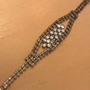 VINTAGE Pale blue rhinestone bracelet